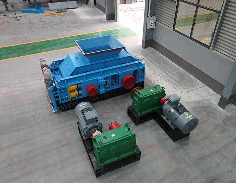 液压超细破碎对辊机出料细腻,粒度可控,满足细料加工需求